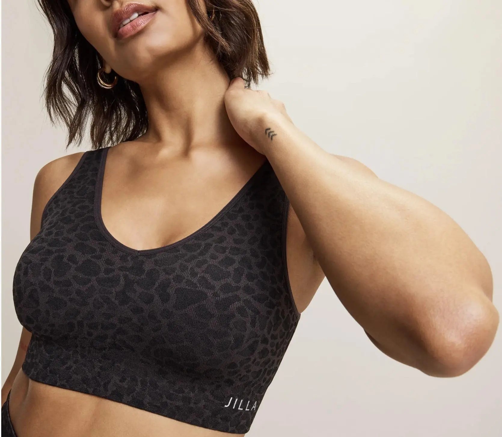 Jilla Active | SAHARA RECYCLED SPORTS BRA - Animal Jacquard V-Neck Supportive Bra Jilla Active