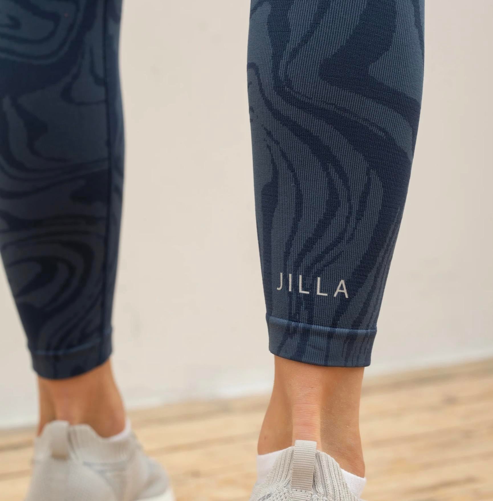 Jilla Active | OCEAN SWIRL LEGGINGS - Full Length Marble Jacquard Leggings