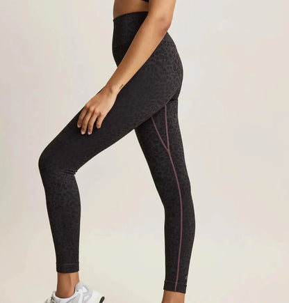 Jilla Active | SAHARA RECYCLED LEGGINGS - Animal Jacquard Full-length Ribbed leggings Jilla Active