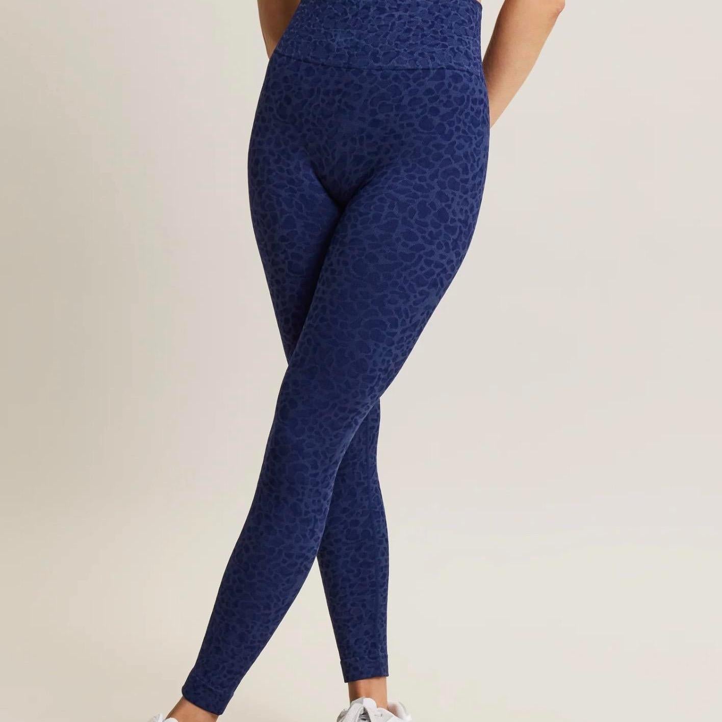 Jilla Active | SAHARA RECYCLED LEGGINGS - Animal Jacquard Full-length Ribbed leggings